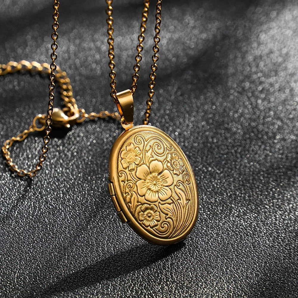 Custom Oval Pet Locket